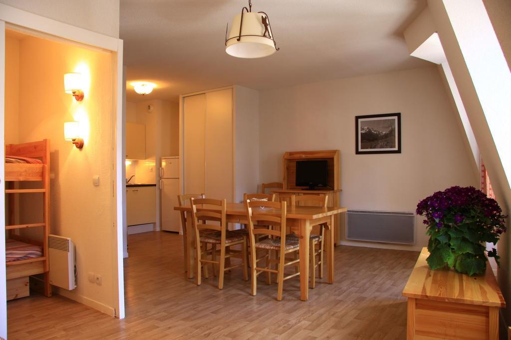 Vacancéole - Résidence Illixon Bagnères-de-Luchon Exterior foto